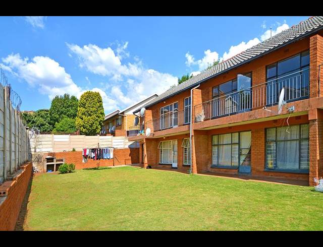 1 BEDROOM APARTMENT FOR SALE IN WINDSOR